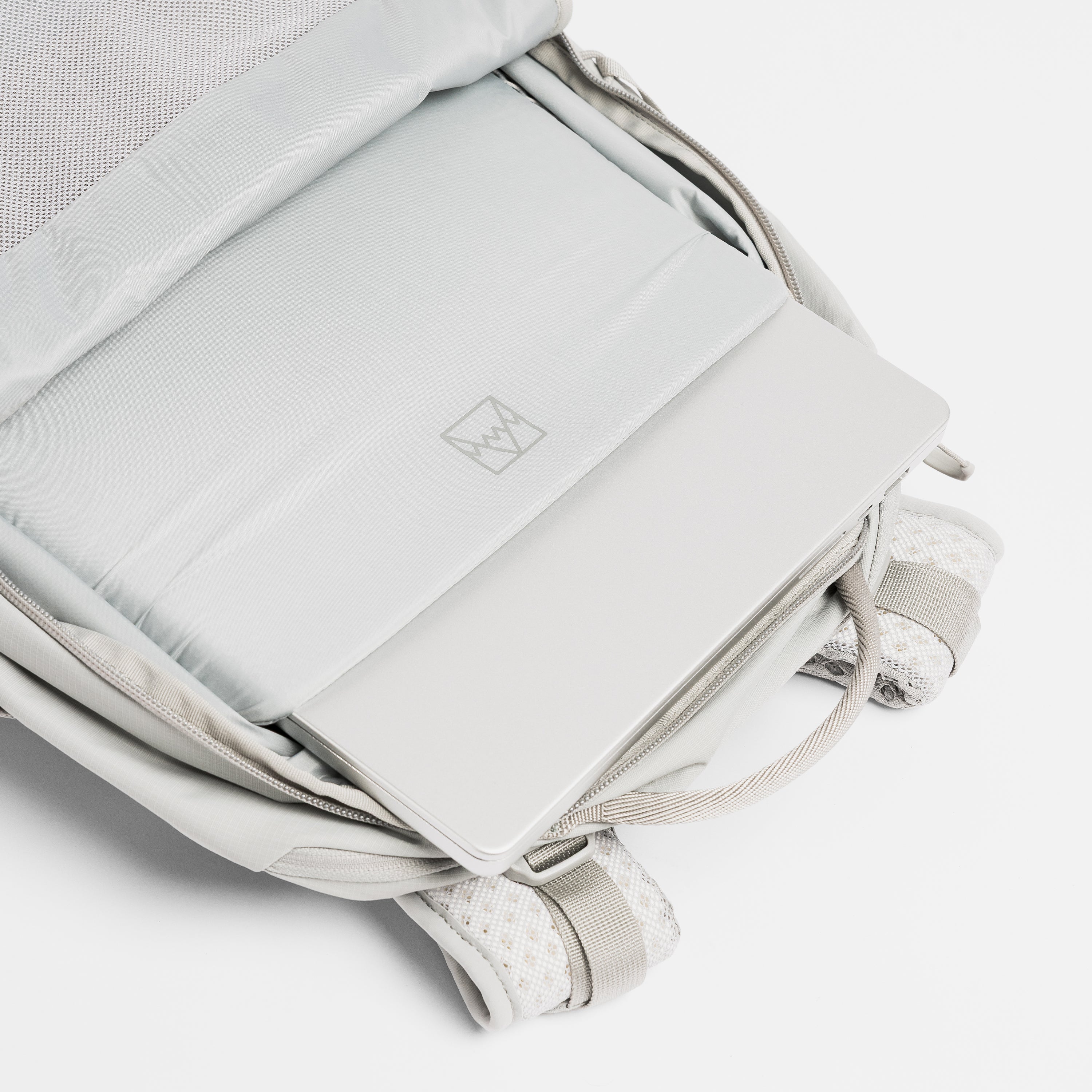 Motion Adventure Pack 38L