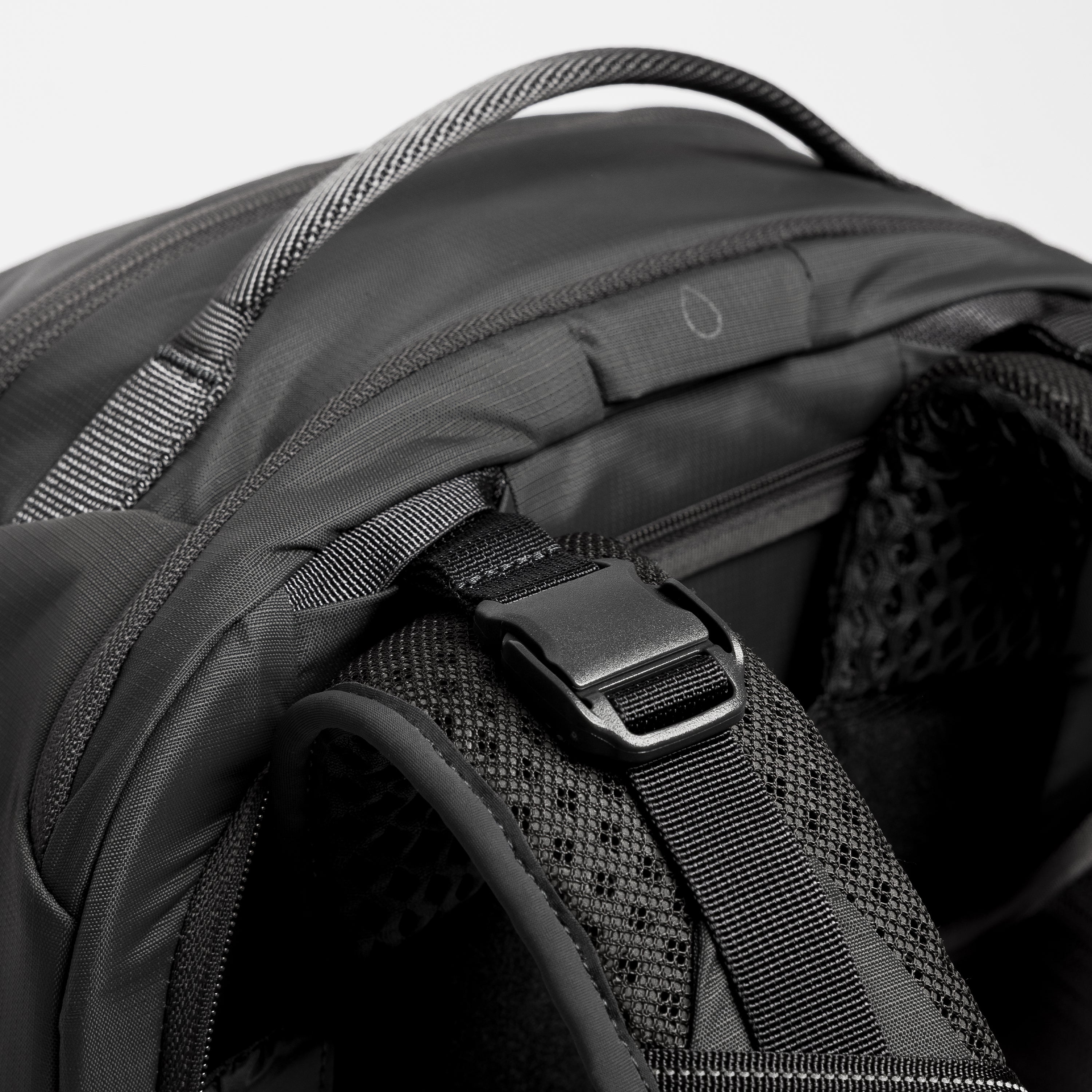 Motion Adventure Pack 38L
