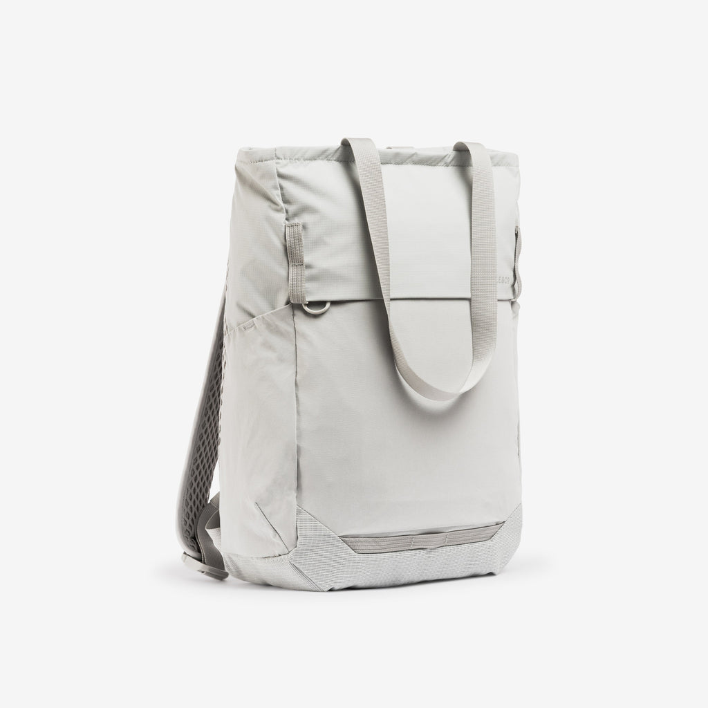 Motion Tote Pack 18L