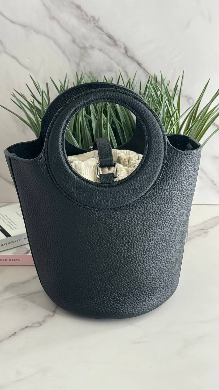 Elegant Duo – Genuine Grained Leather Bag with Cosmetic Pouch and Long Strap