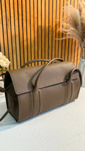 Elegance Luxe: Genuine Grained Leather Bag – The Epitome of Elegance and Comfort