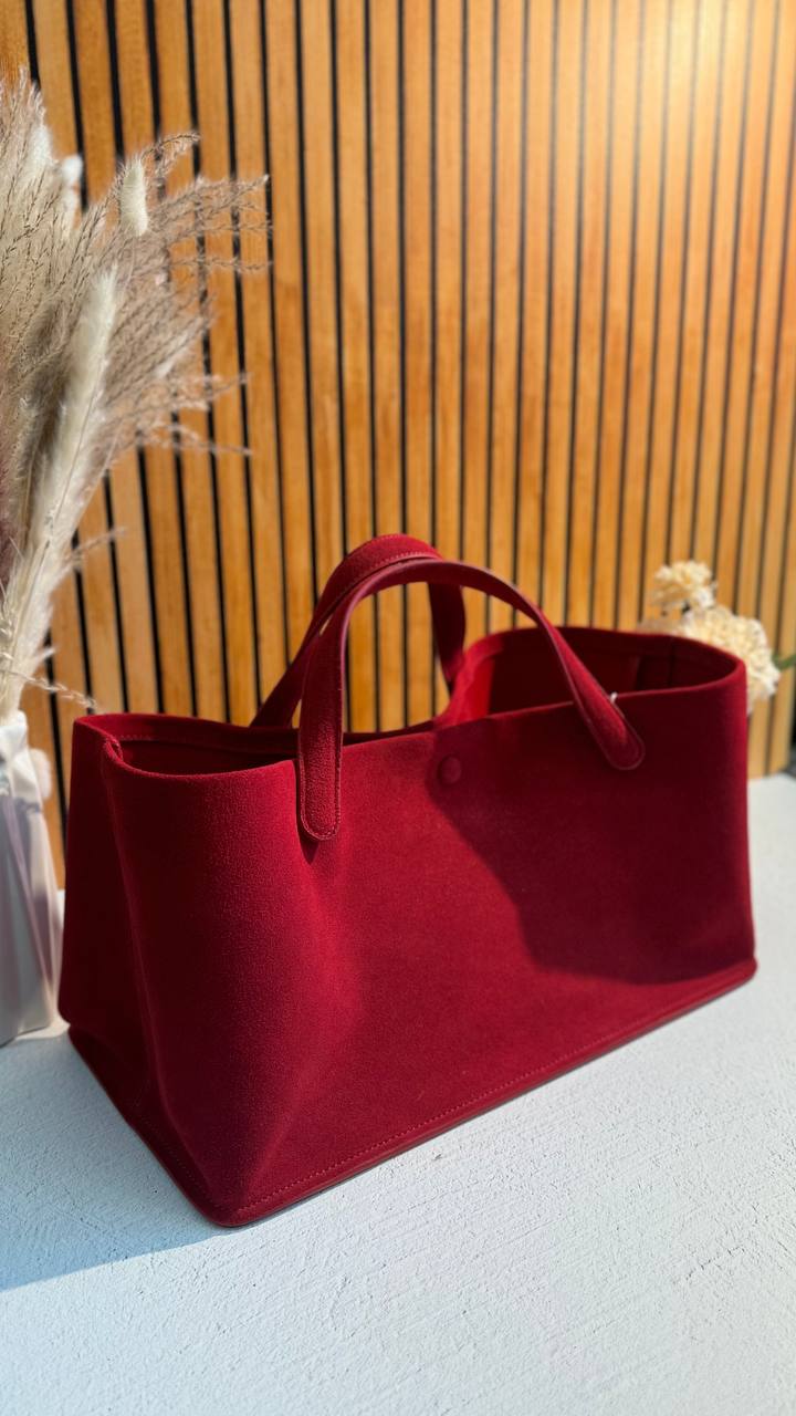 Bag in Genuine Leather and Suede – Elegance and Style in Every Detail.