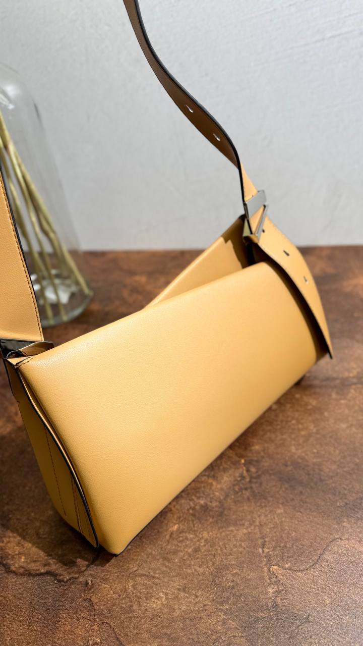 AVA — Handbag Geometry of Elegance