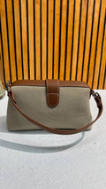 Compact Elegance — Women’s shoulder bag