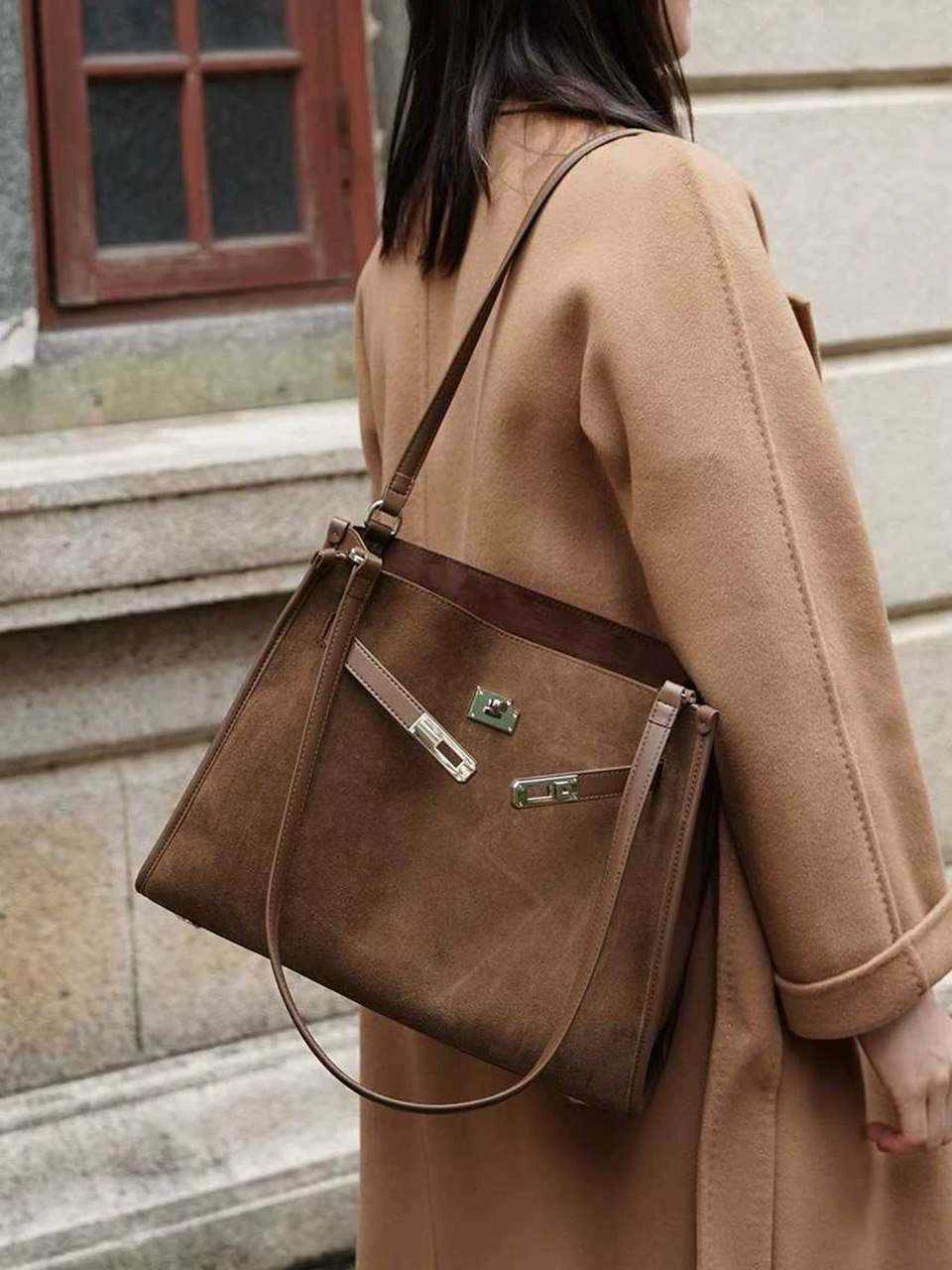 Arden Suede Classic Tote