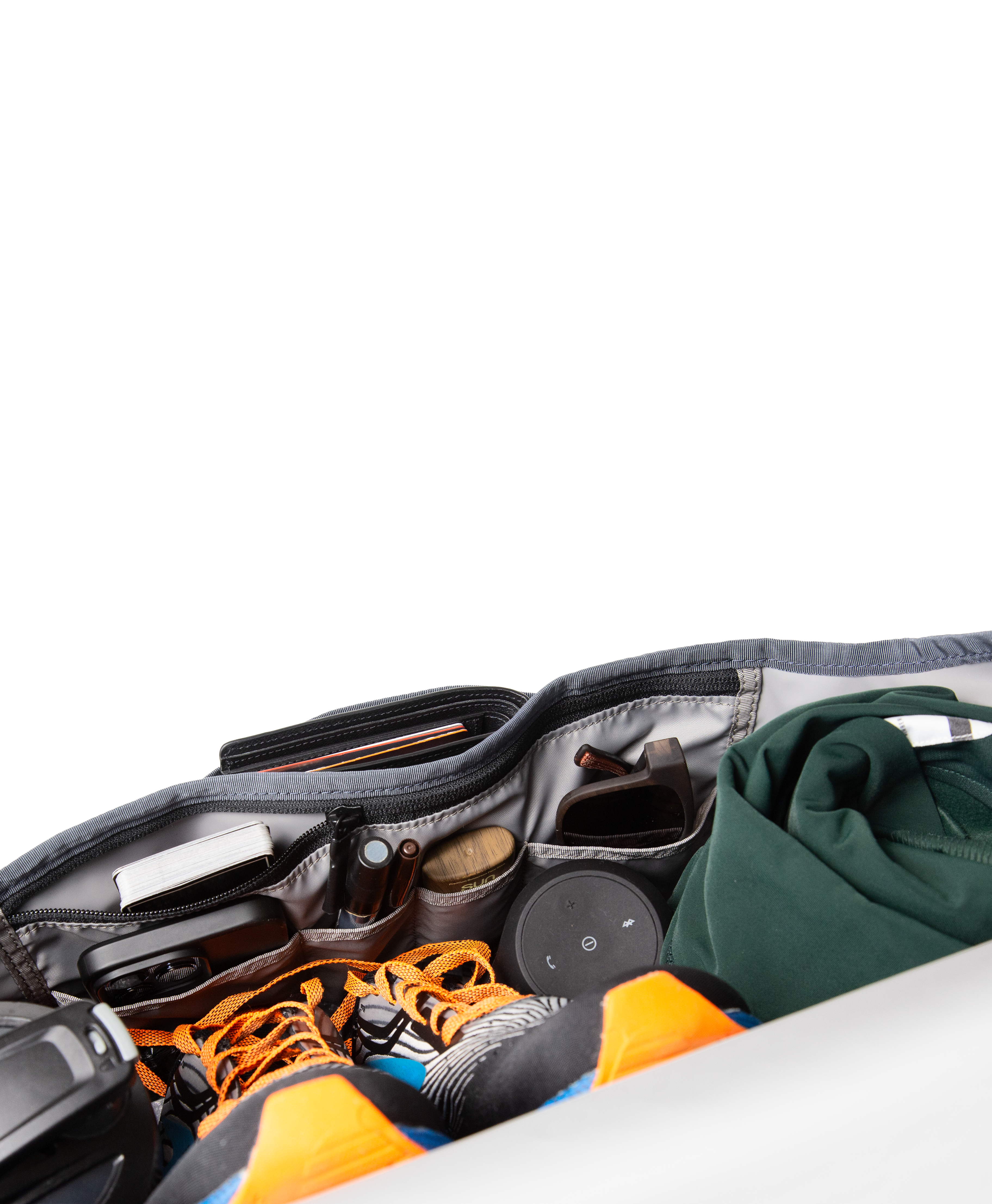 Flight Classic Messenger Bag