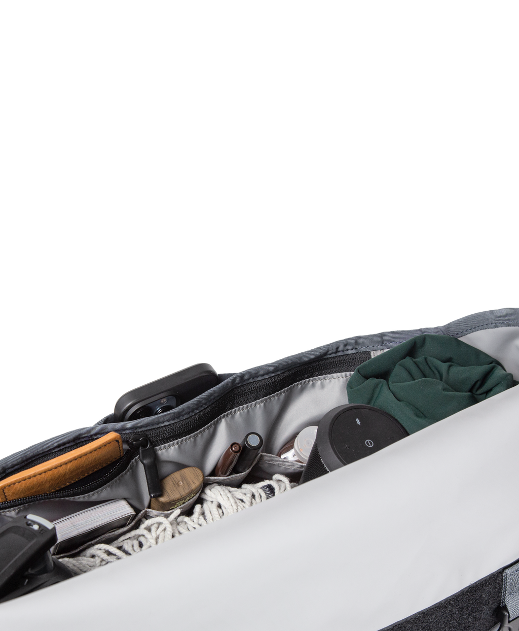 Flight Classic Messenger Bag
