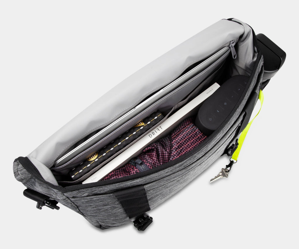 Closer Laptop Briefcase